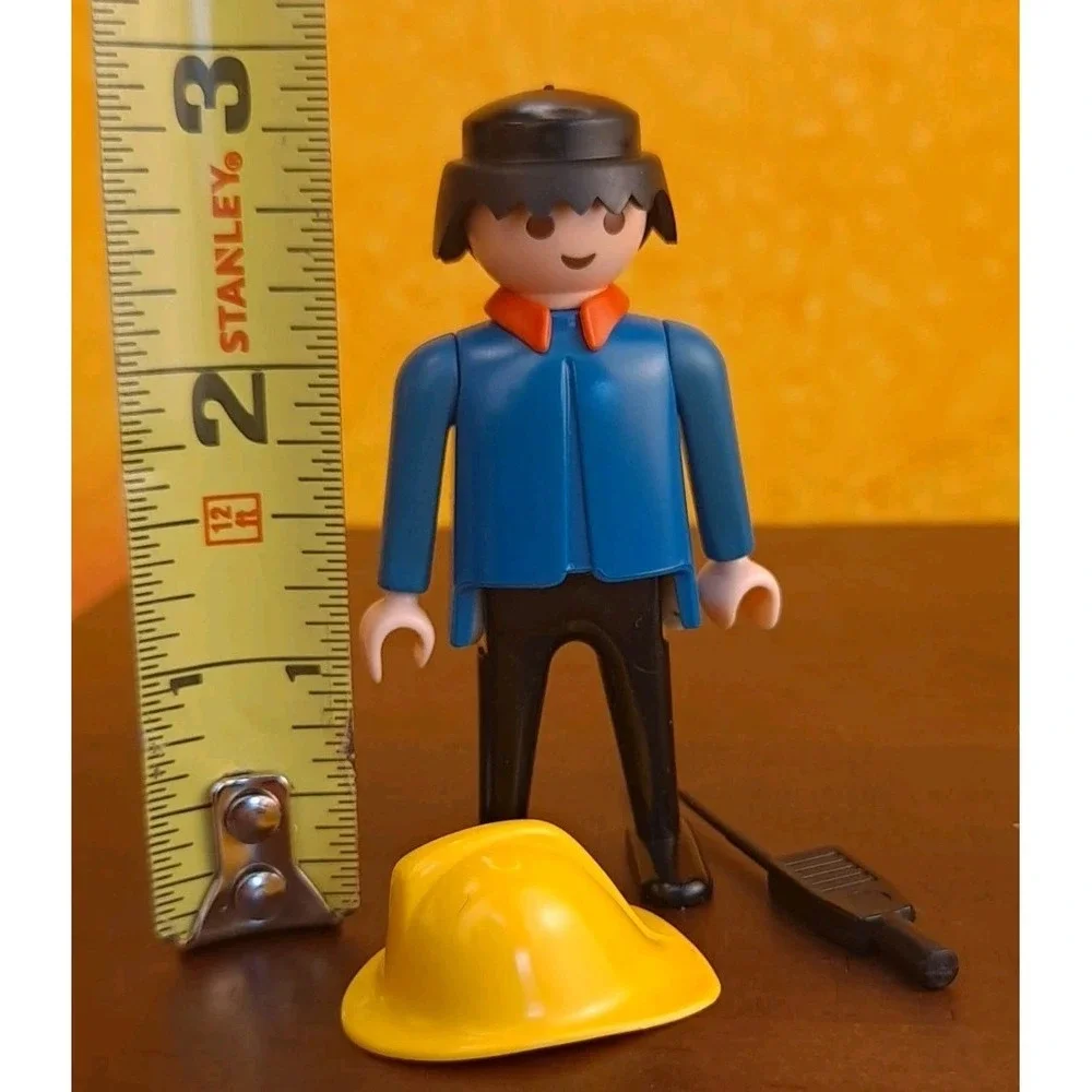 Vtg‎ 1974 Geobra Playmobil Figure With Blue Shirt & Black Pants Yellow Hat Radio